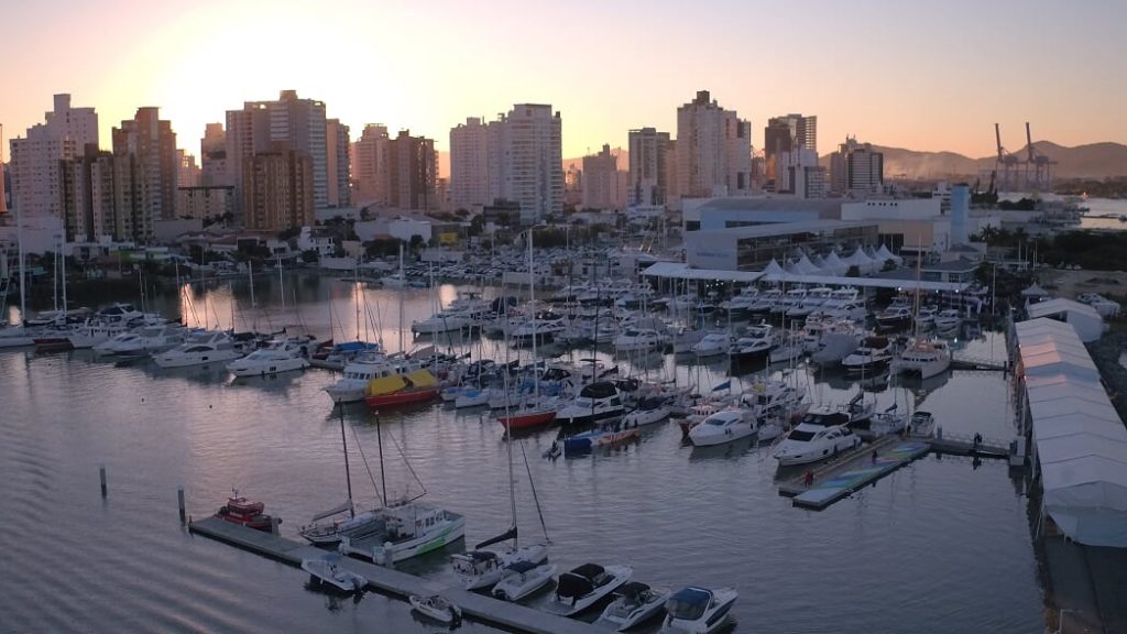 Rotas Comunicação - Náutica – Feira de Usados em Santa Catarina terá mais de 20 barcos em exposição 