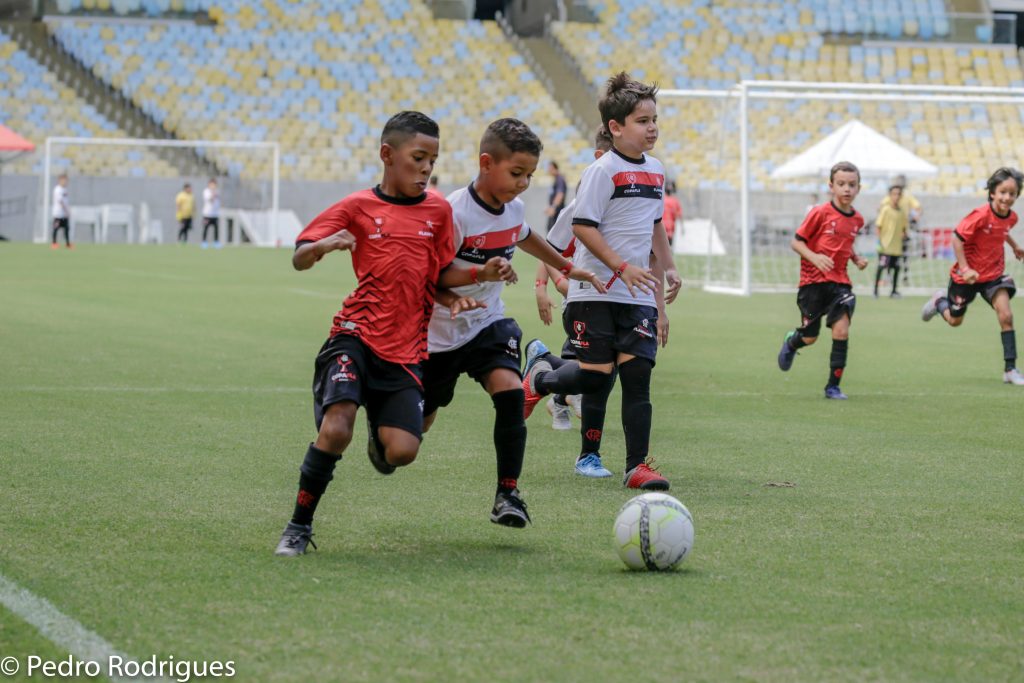 Rotas Comunicação - ESPORTE – Joinville terá escola de futebol do Flamengo