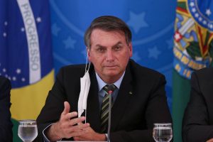Governadores cobram de Bolsonaro medidas adicionais para combater crise do coronavírus