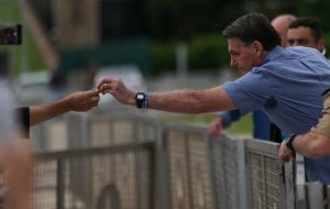 Ministério Público suspeita de interferência indevida de Bolsonaro no Exército