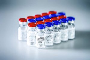 Após ser retomada, vacina de Oxford terá mais 5 mil voluntários no Brasil