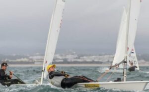 Scheidt abre última competição oficial antes da Olimpíada em grande estilo e garante liderança
