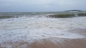 Marinha alerta sobre ciclone subtropical que atua e se propaga lentamente pela costa do Brasil