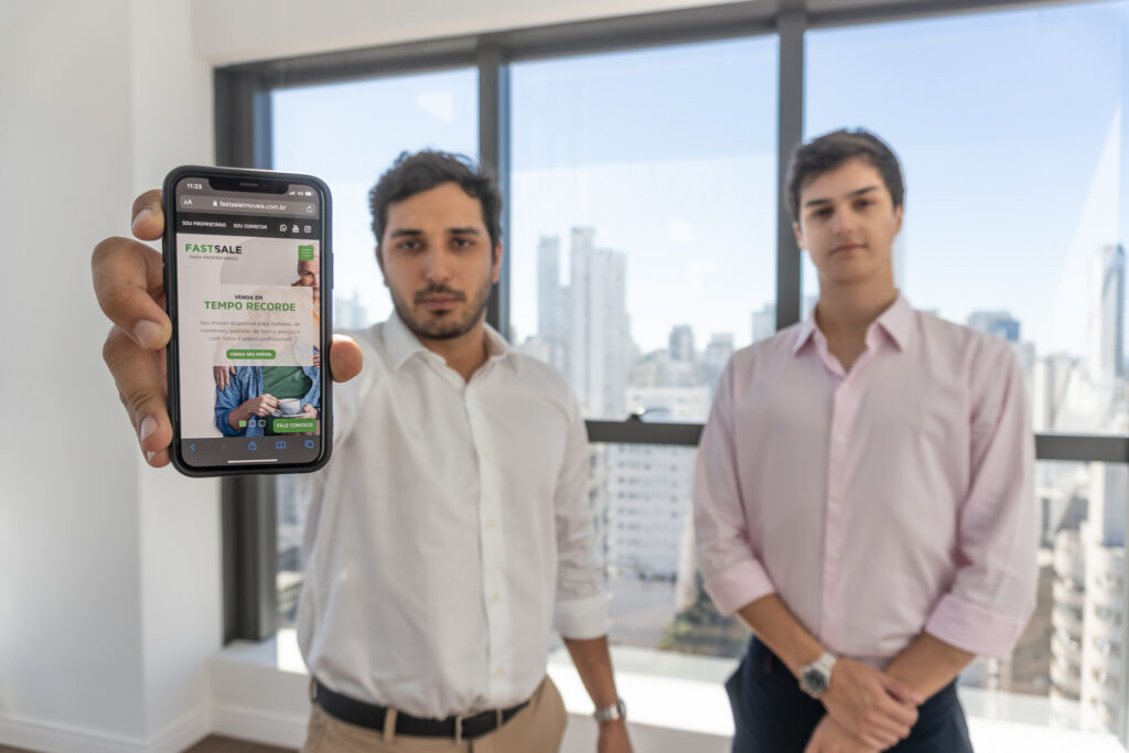Rotas Comunicação - TECNOLOGIA – Família precursora do EAD no Brasil quer revolucionar o mercado imobiliário
