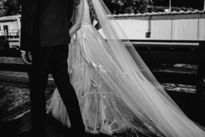 Rotas Comunicação - MODA – Vestido de casamento de Re Appel chama atenção pelos bordados e exclusividade