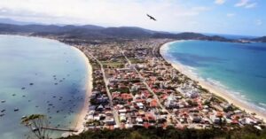 SC emplaca 6 entre 14 municípios brasileiros destacados em ranking internacional de turismo
