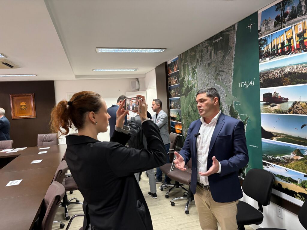 Rotas Comunicação - Comunicação com propósito: Rotas Comunicação apoia Instituto Mais Itajaí na propagação de “vozes”, os agentes do bem