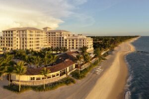 Four Seasons Inaugura Novo Naples Beach Club

