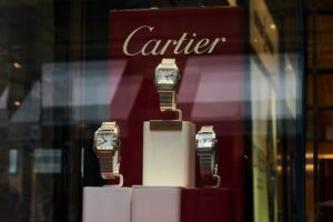 De Rolex a Cartier: relógios de luxo ganham força como investimento, segundo a McKinsey